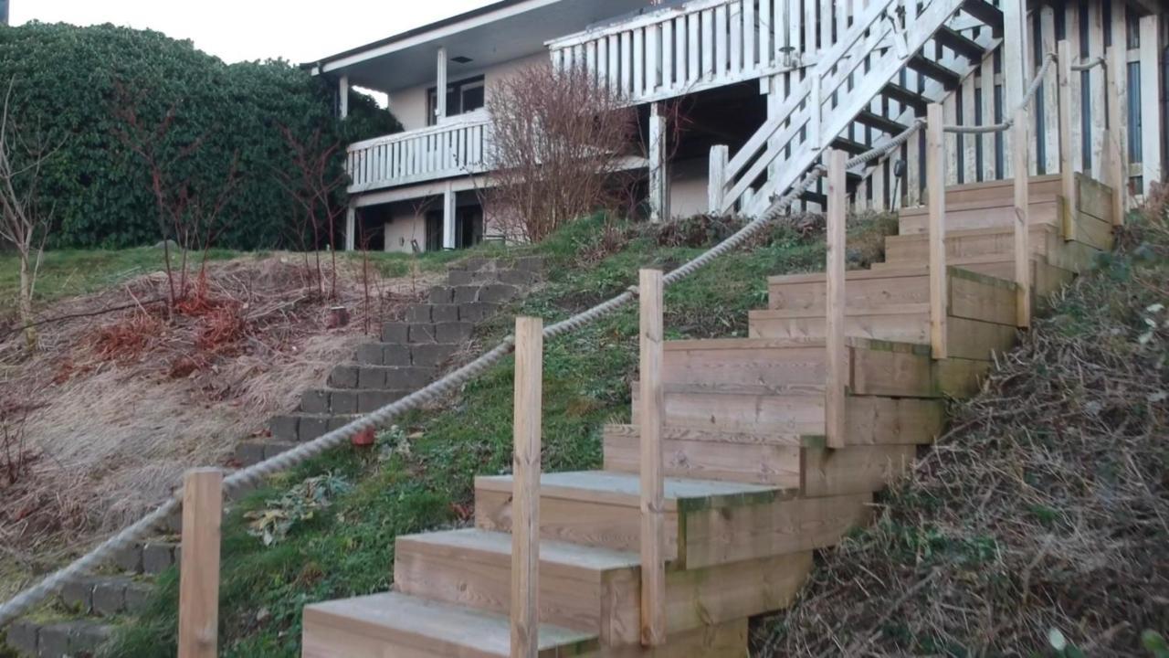 3-Rumslaegenhet I Villa Med Havsutsikt I Bastad Hindbaersvaegen 22 Eksteriør bilde